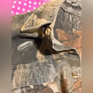 Realtree Duxbak Camo Shirt & Pants with Brown and Green Accents, GUC